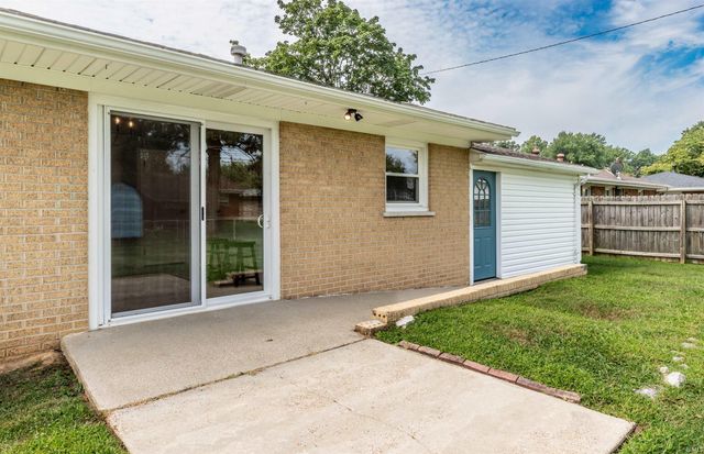 2118 Mahrendale Avenue, Evansville, IN 47714
