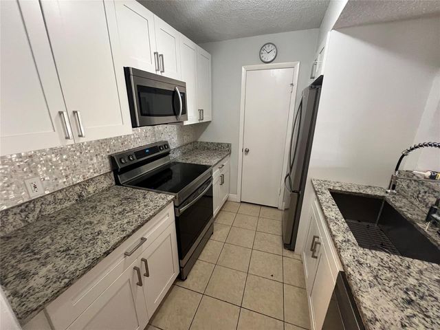 4341 W Mcnab Road 10, Pompano Beach, FL 33069