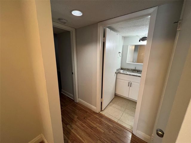 4341 W Mcnab Road 10, Pompano Beach, FL 33069
