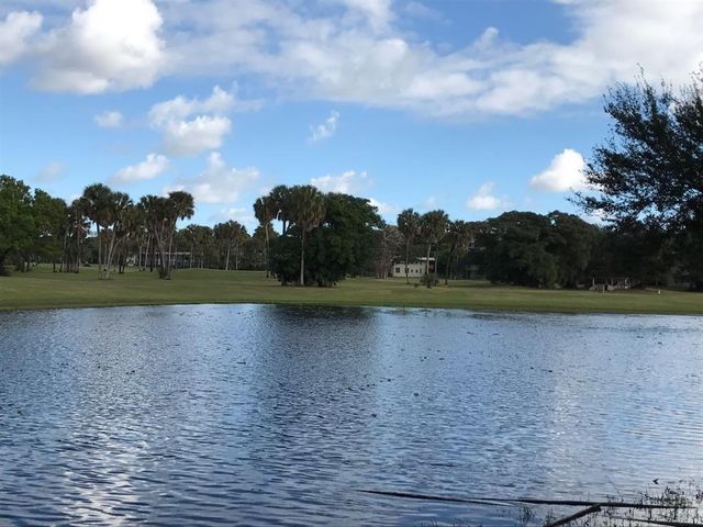 4341 W Mcnab Road 10, Pompano Beach, FL 33069