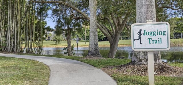 4341 W Mcnab Road 10, Pompano Beach, FL 33069