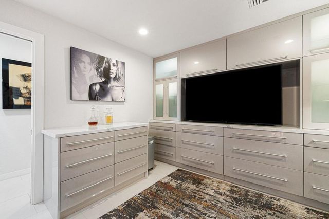 292 Tolosa Circle, Palm Desert, CA 92260