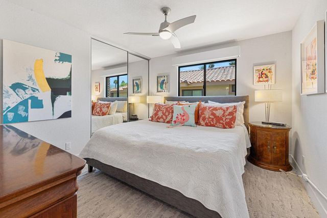 292 Tolosa Circle, Palm Desert, CA 92260