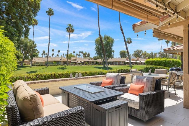 292 Tolosa Circle, Palm Desert, CA 92260