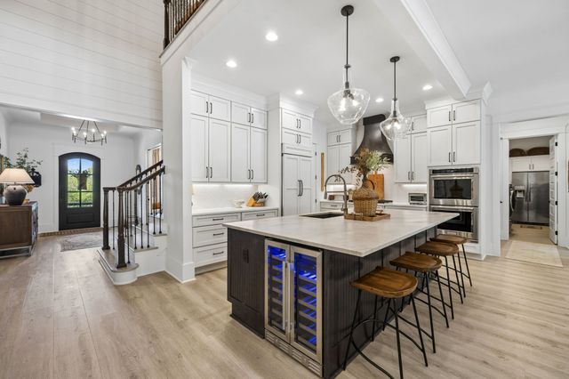 2320 Harts Landmark Dr, Franklin, TN 37069