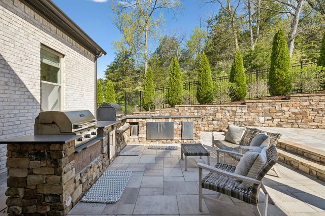 2320 Harts Landmark Dr, Franklin, TN 37069