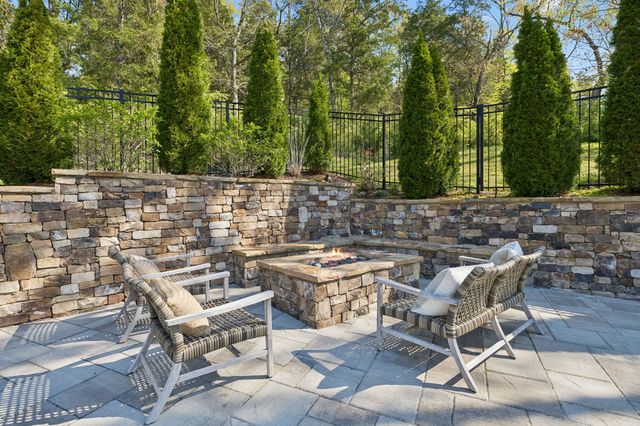 2320 Harts Landmark Dr, Franklin, TN 37069