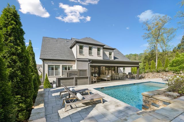 2320 Harts Landmark Dr, Franklin, TN 37069