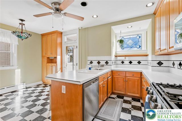 2140 West Gordon Street, Allentown City, PA 18104