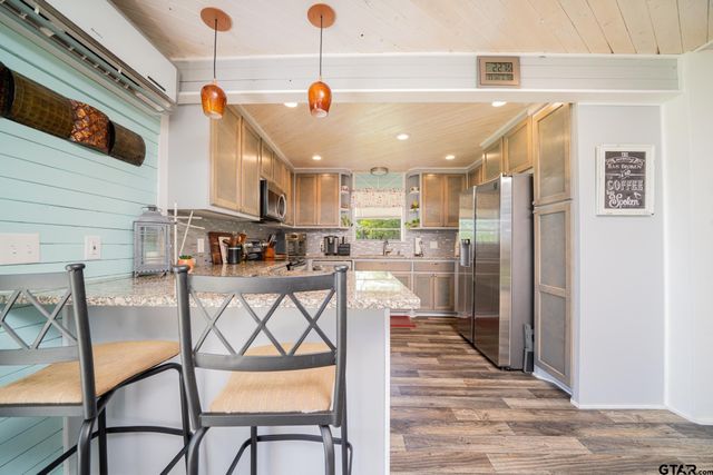 89 CR 3442, Leesburg, TX 75451