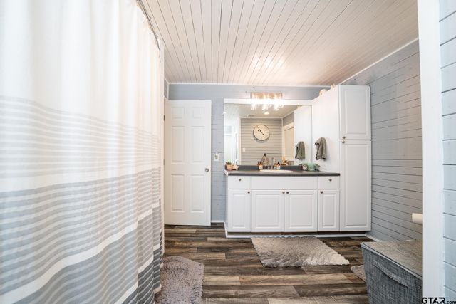 89 CR 3442, Leesburg, TX 75451