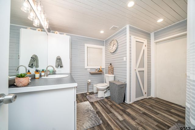 89 CR 3442, Leesburg, TX 75451