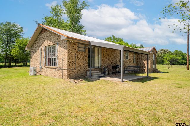 89 CR 3442, Leesburg, TX 75451