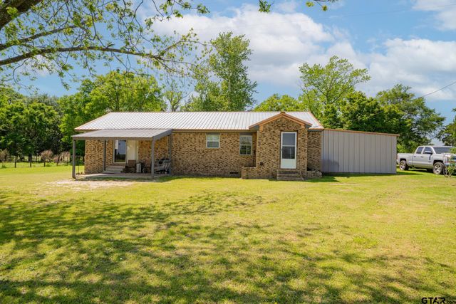 89 CR 3442, Leesburg, TX 75451