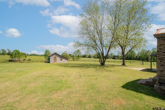 89 CR 3442, Leesburg, TX 75451