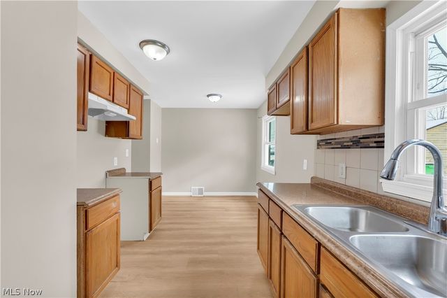 12918 Eastwood Boulevard, Garfield Heights, OH 44125