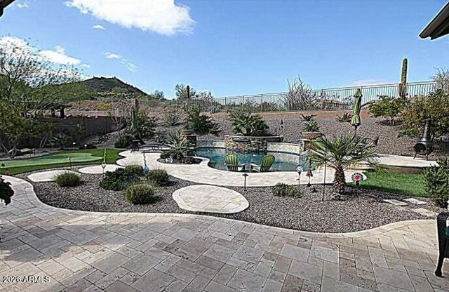 6760 W LUCIA Drive, Peoria, AZ 85383