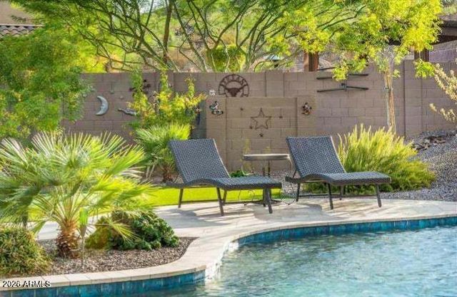 6760 W LUCIA Drive, Peoria, AZ 85383