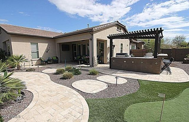 6760 W LUCIA Drive, Peoria, AZ 85383