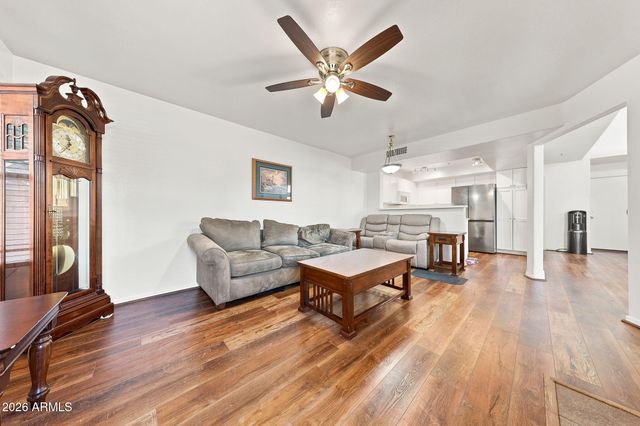 1138 W MANGO Drive, Gilbert, AZ 85233