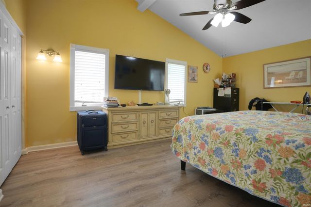 6001 Felstead Road, Evansville, IN 47712