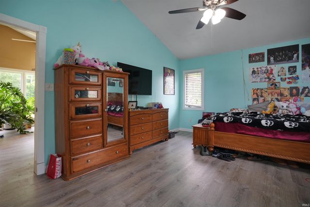 6001 Felstead Road, Evansville, IN 47712