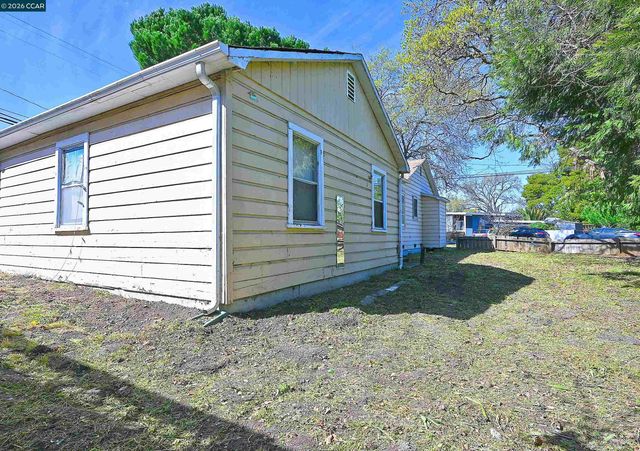 2480 Buena Vista Ave, Walnut Creek, CA 94597