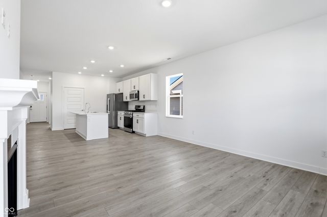 5350 Foxley Park Lane, Avon, IN 46123