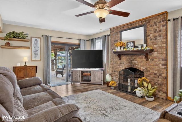 36847 Lodge Drive, Sterling Heights, MI 48312