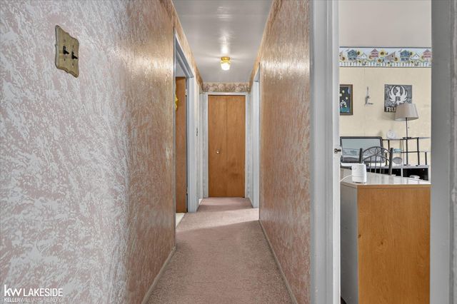 36847 Lodge Drive, Sterling Heights, MI 48312
