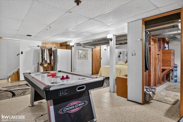 36847 Lodge Drive, Sterling Heights, MI 48312