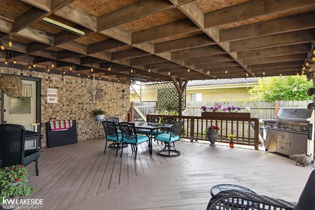 36847 Lodge Drive, Sterling Heights, MI 48312