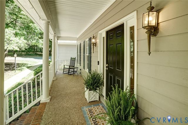 3020 Elioch Manor Dr, Powhatan, VA 23139