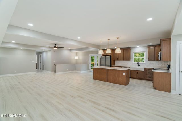 826 Long Mill Road, Athens, TN 37303