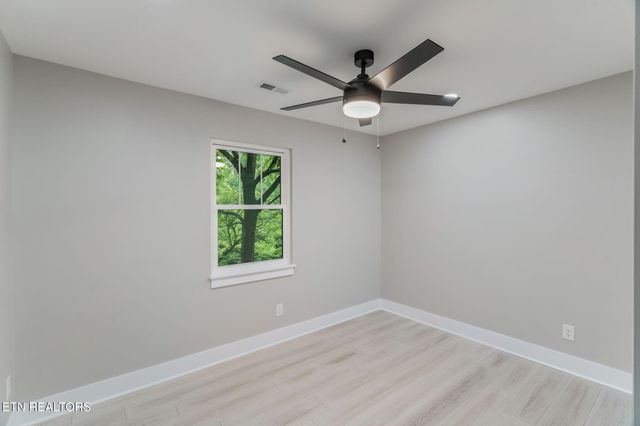 826 Long Mill Road, Athens, TN 37303