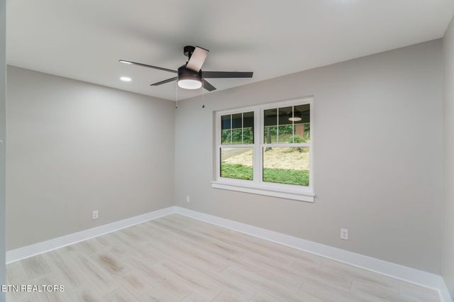 826 Long Mill Road, Athens, TN 37303