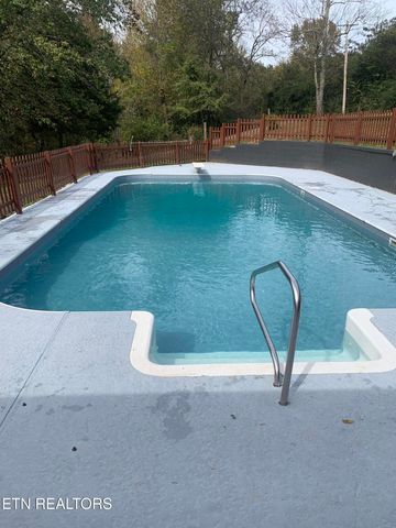 826 Long Mill Road, Athens, TN 37303