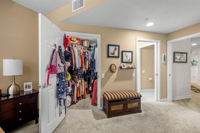 810 LANTERN WAY, Clearwater, FL 33765