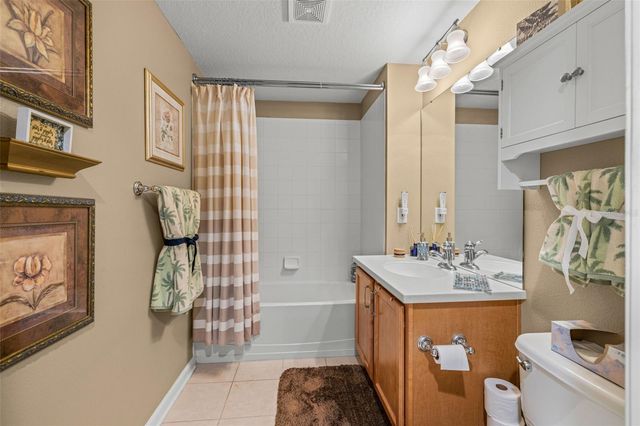 810 LANTERN WAY, Clearwater, FL 33765