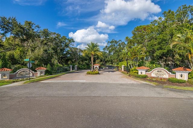 810 LANTERN WAY, Clearwater, FL 33765