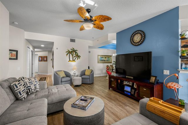 810 LANTERN WAY, Clearwater, FL 33765