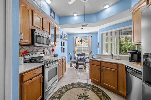 810 LANTERN WAY, Clearwater, FL 33765