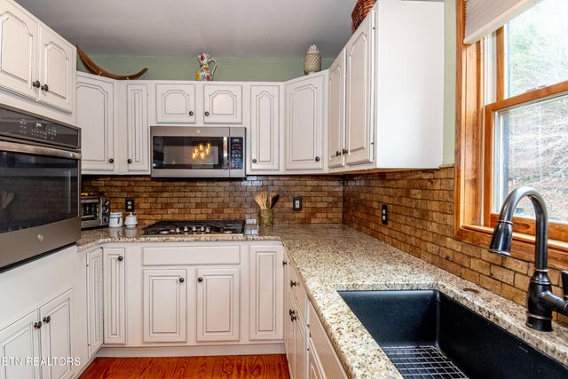 6217 Old Walland Hwy, Walland, TN 37886