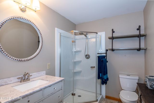 6217 Old Walland Hwy, Walland, TN 37886