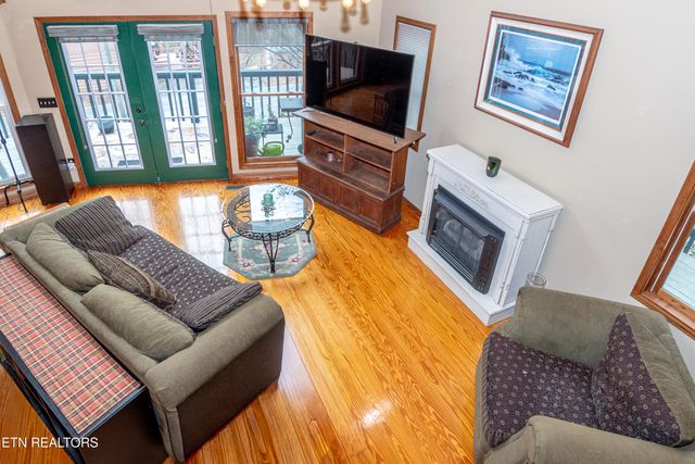 6217 Old Walland Hwy, Walland, TN 37886