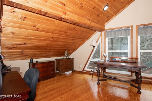 6217 Old Walland Hwy, Walland, TN 37886