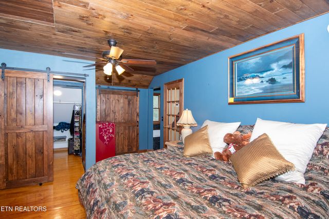 6217 Old Walland Hwy, Walland, TN 37886