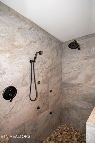 6217 Old Walland Hwy, Walland, TN 37886