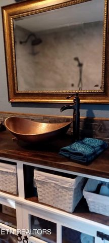 6217 Old Walland Hwy, Walland, TN 37886