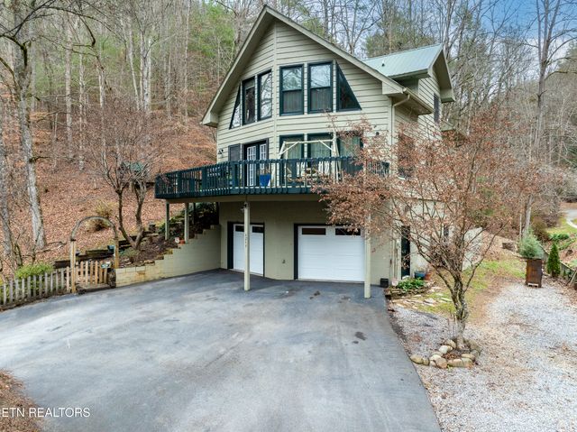 6217 Old Walland Hwy, Walland, TN 37886